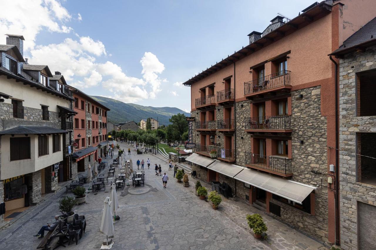 Apartamentos Casa Roldan Benasque Exterior photo